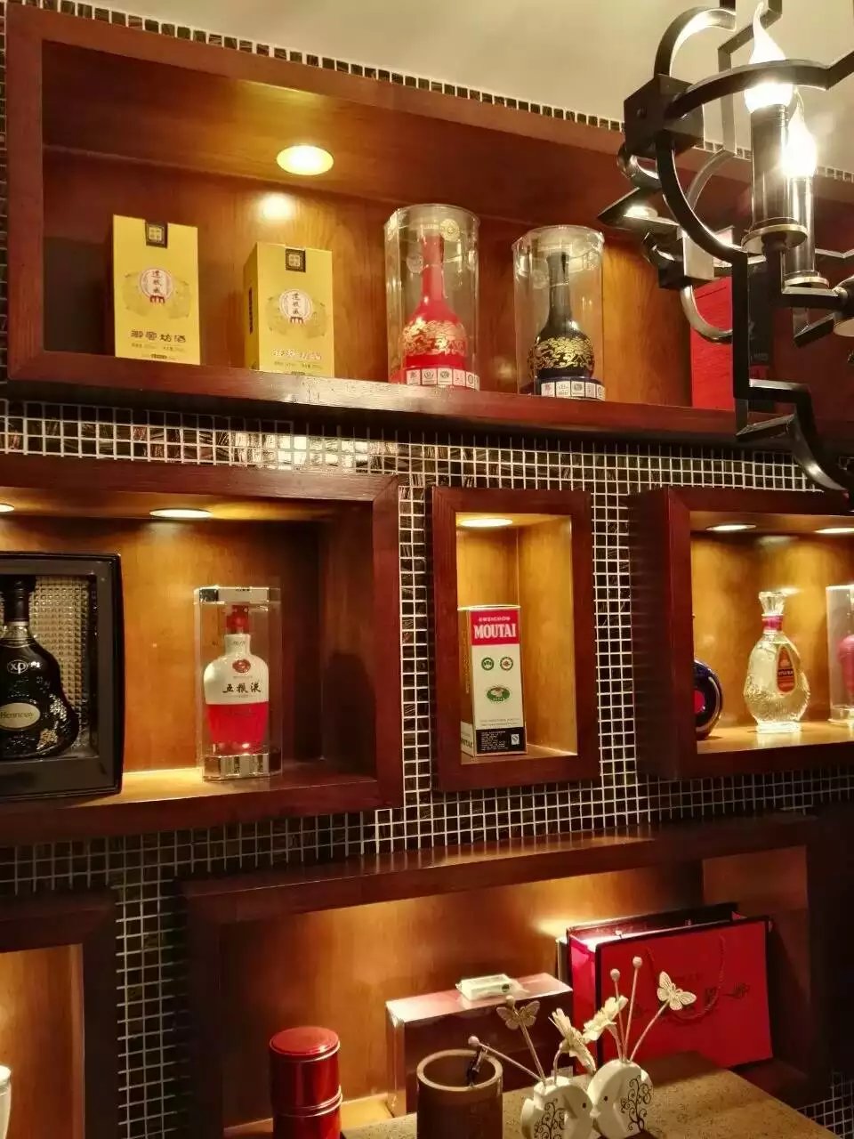 1555810759437448.jpg 別墅地下酒窖恒溫恒濕機2.jpg